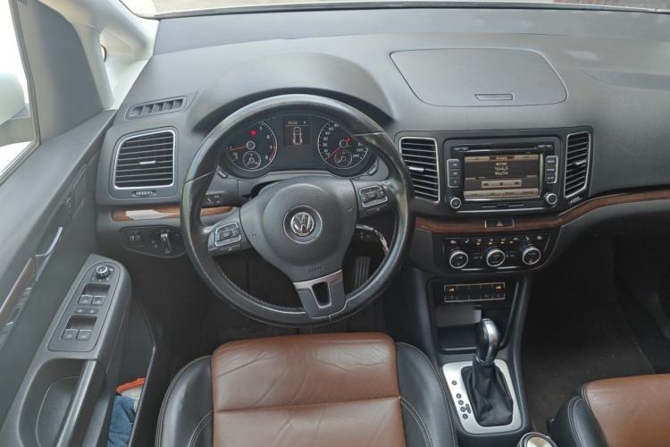 Used Volkswagen Sharan 2013 1.8TSI Comfort Model Euro IV Steering Wheel