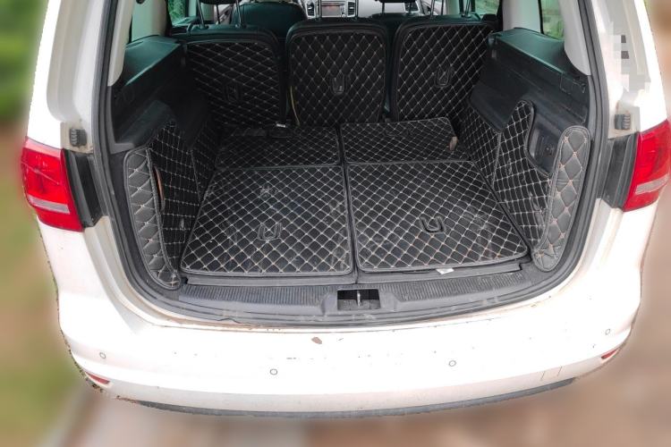 Used Volkswagen Sharan 2013 2.0 TSI Standard Model Trunk