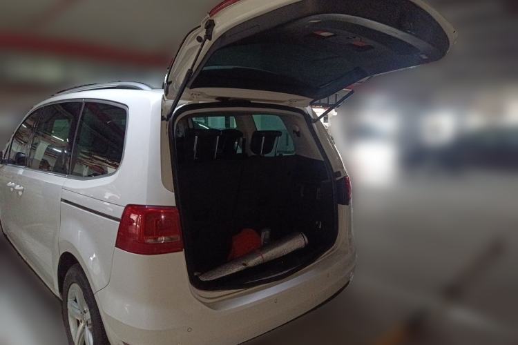 Used Volkswagen Sharan 2013 2.0 TSI Comfort Model Trunk