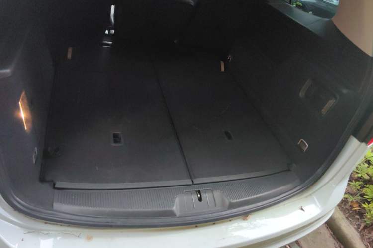 Used Volkswagen Sharan 2013 1.8TSI Comfort Model Trunk