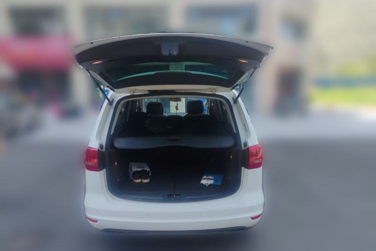 Used Volkswagen Sharan 2013 2.0 TSI Standard Model Trunk