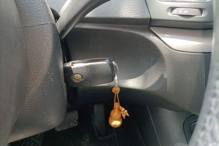 Used Volkswagen Sharan 2013 2.0 TSI Standard Model Vehicle Key