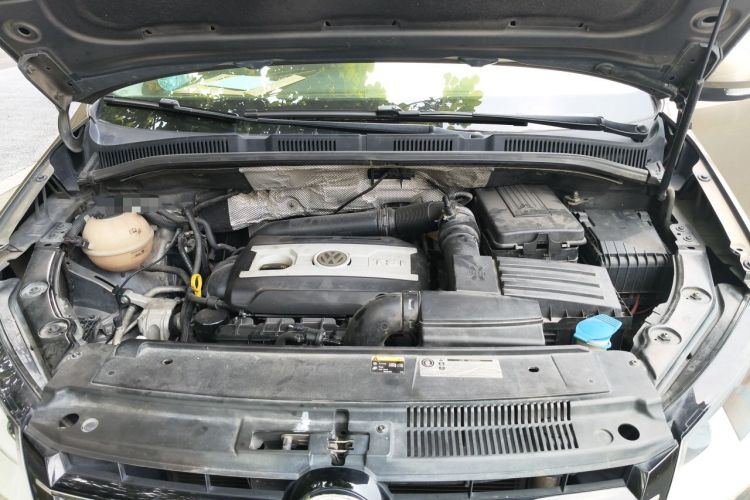 Used Volkswagen Sharan 2013 1.8TSI Standard Model Engine Bay
