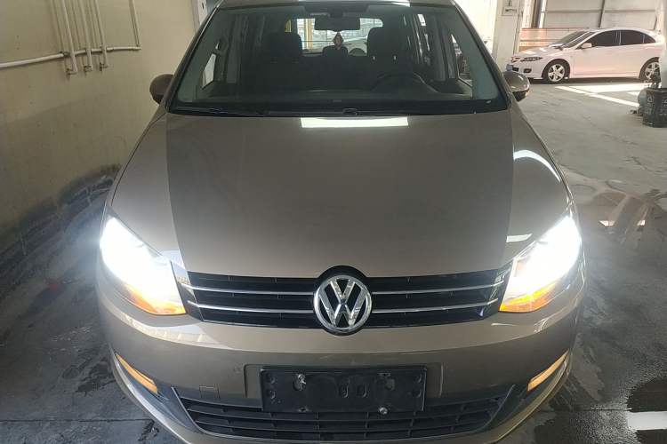 Used Volkswagen Sharan 2013 1.8TSI Standard Model Euro IV Front