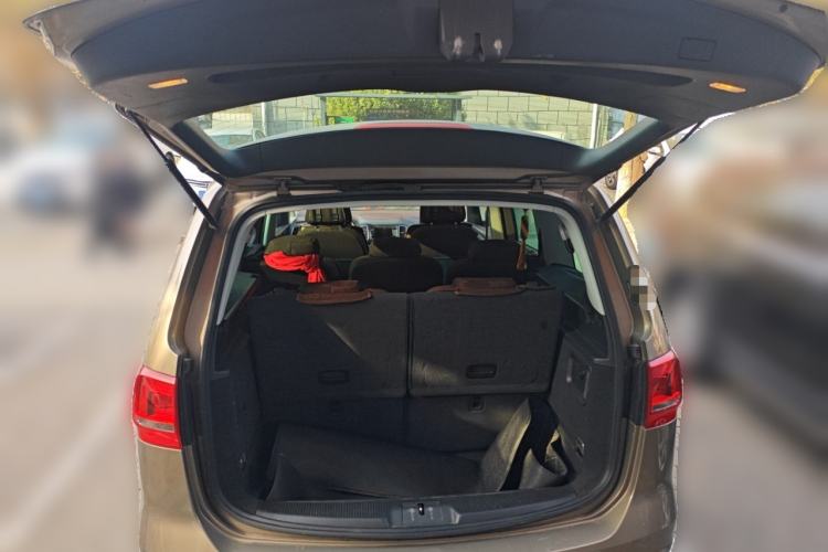 Used Volkswagen Sharan 2013 1.8TSI Standard Model Euro IV Trunk