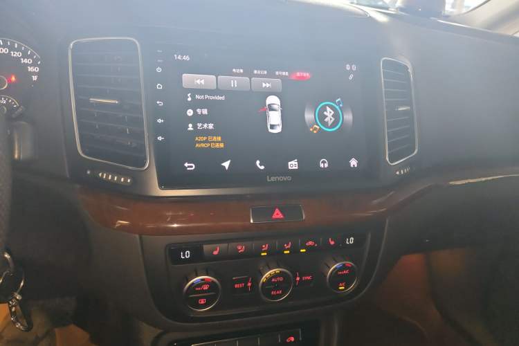 Used Volkswagen Sharan 2014 2.0 TSI Comfort Model Audio And AC Panel