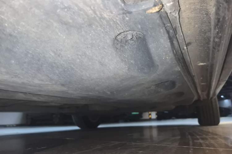 Used Volkswagen Sharan 2014 2.0 TSI Standard Model Chassis Front Left