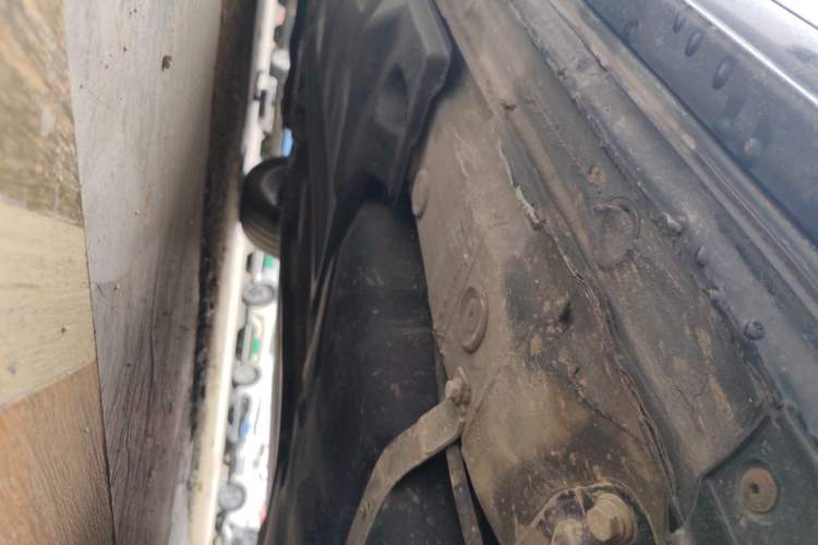 Used Volkswagen Sharan 2014 2.0 TSI Comfort Model Chassis Rear Left