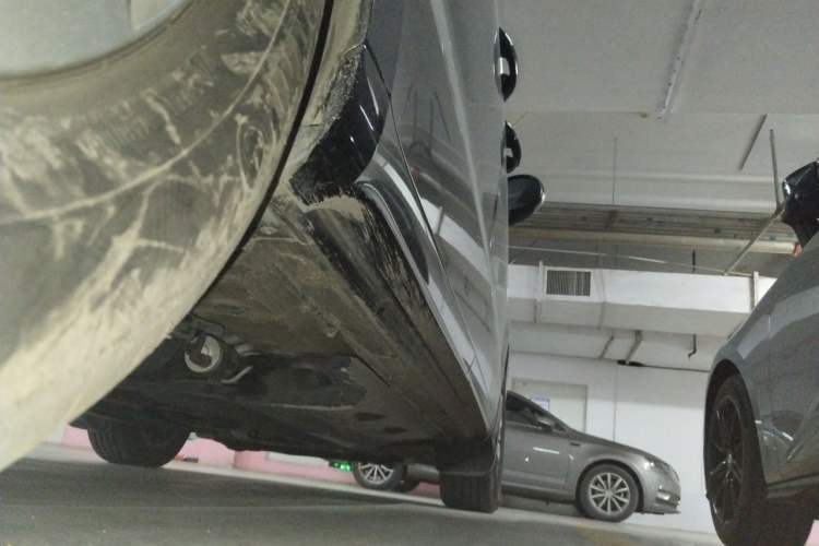 Used Volkswagen Sharan 2014 2.0 TSI Comfort Model Chassis Rear Right