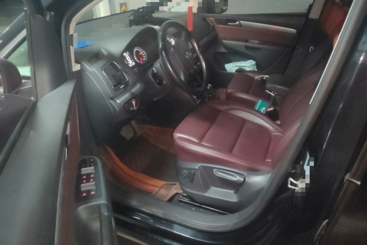 Used Volkswagen Sharan 2014 2.0 TSI Standard Model Driver Seat