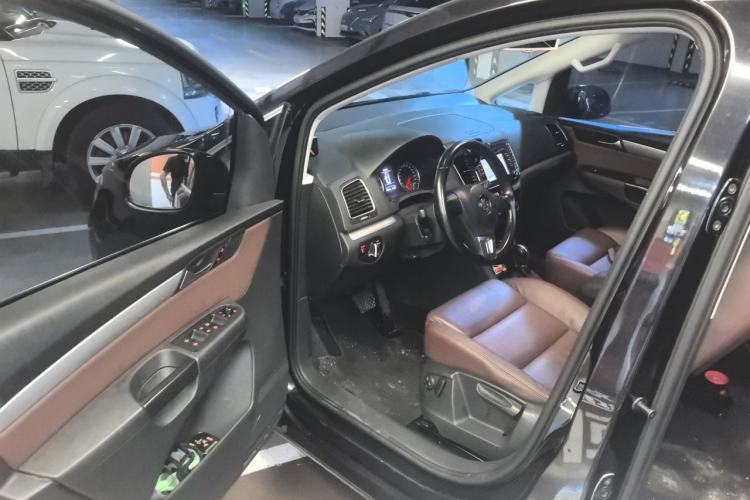 Used Volkswagen Sharan 2014 2.0 TSI Standard Model Driver Seat