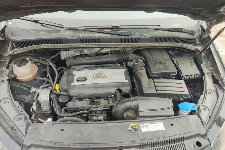 Used Volkswagen Sharan 2014 2.0 TSI Comfort Model Engine Bay