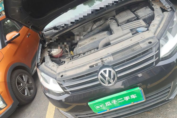 Used Volkswagen Sharan 2014 2.0 TSI Standard Model Engine Bay Right