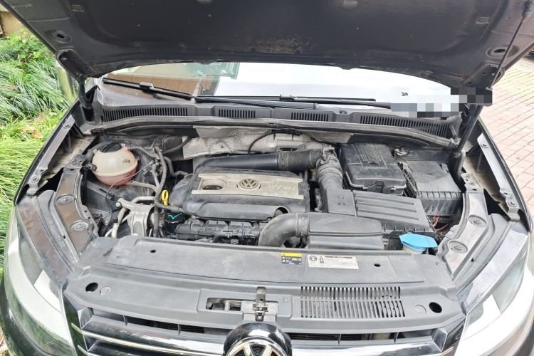Used Volkswagen Sharan 2014 2.0 TSI Standard Model Engine Bay