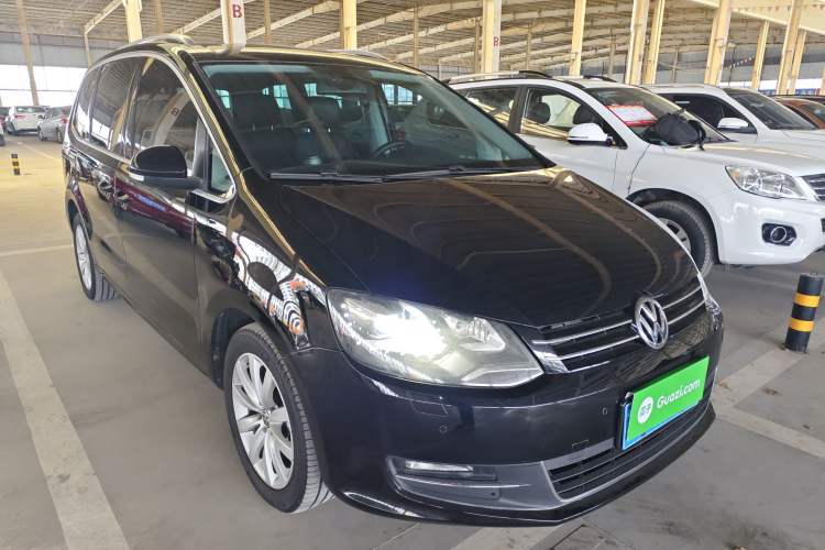 Used Volkswagen Sharan 2014 2.0 TSI Comfort Model Exterior 1