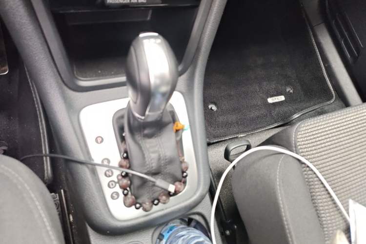 Used Volkswagen Sharan 2014 2.0 TSI Standard Model Gear Lever