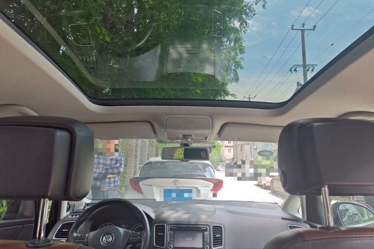 Used Volkswagen Sharan 2014 2.0 TSI Comfort Model Headliner