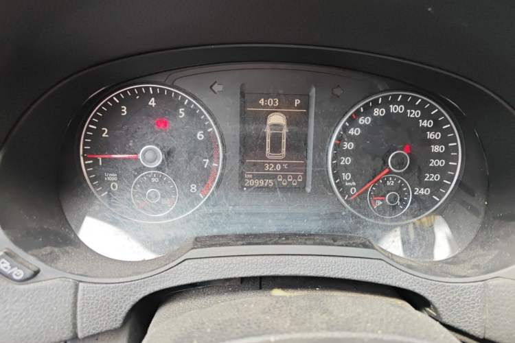 Used Volkswagen Sharan 2014 2.0 TSI Standard Model Instrument Cluster