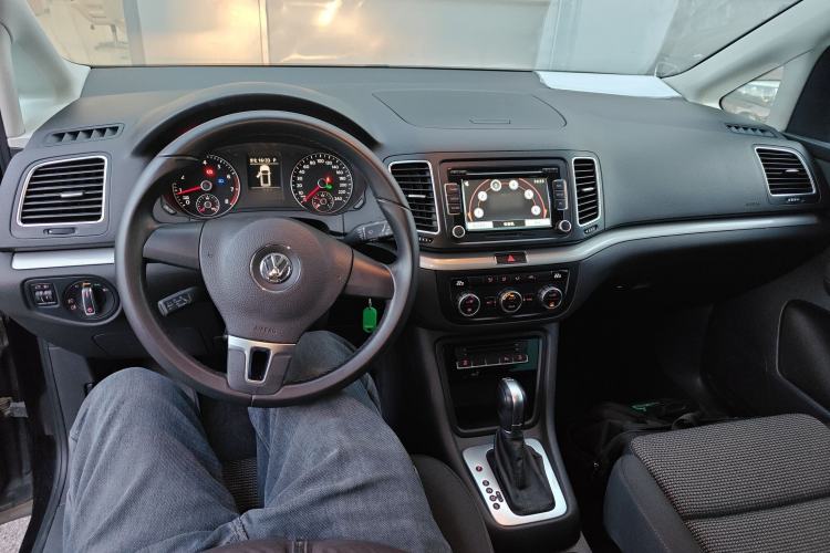Used Volkswagen Sharan 2014 2.0 TSI Standard Model Interior 2