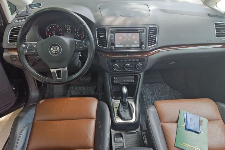 Used Volkswagen Sharan 2014 2.0 TSI Comfort Model Interior 2