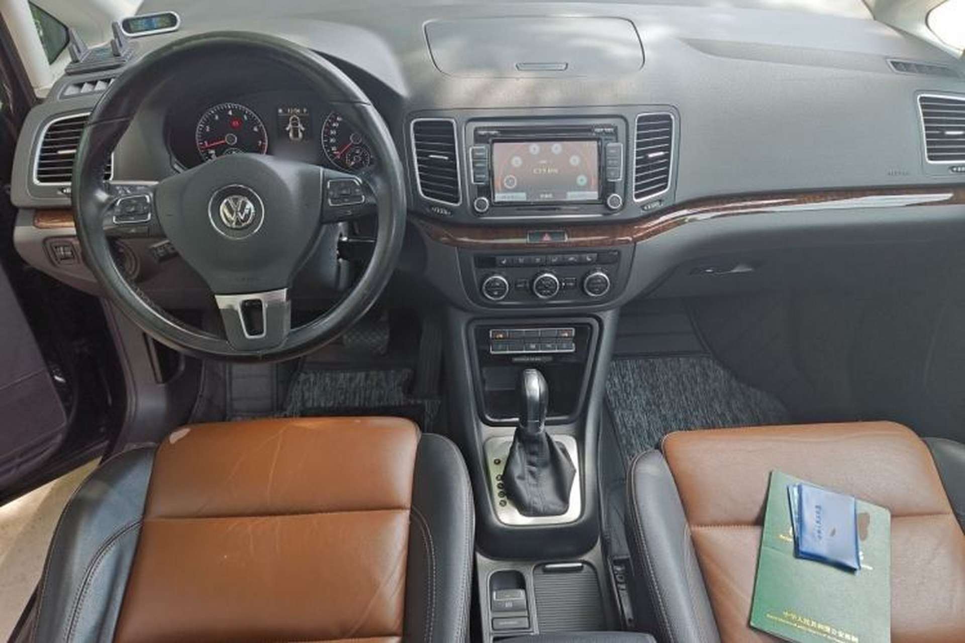 Used Volkswagen Sharan 2014 2.0 TSI Comfort Model Interior 2