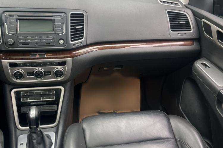 Used Volkswagen Sharan 2014 2.0 TSI Comfort Model Interior 8