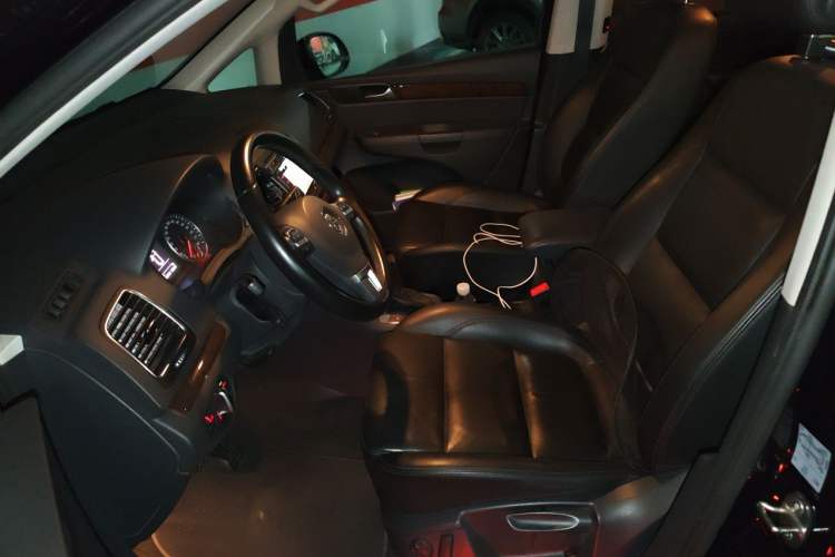 Used Volkswagen Sharan 2014 2.0 TSI Comfort Model Left Front Seat