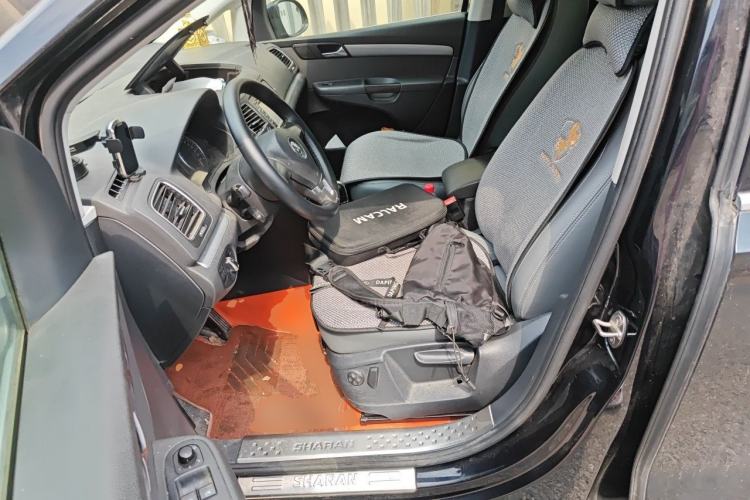 Used Volkswagen Sharan 2014 2.0 TSI Standard Model Left Front Seat
