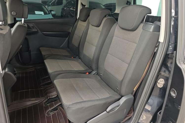 Used Volkswagen Sharan 2014 2.0 TSI Standard Model Left Rear Seat
