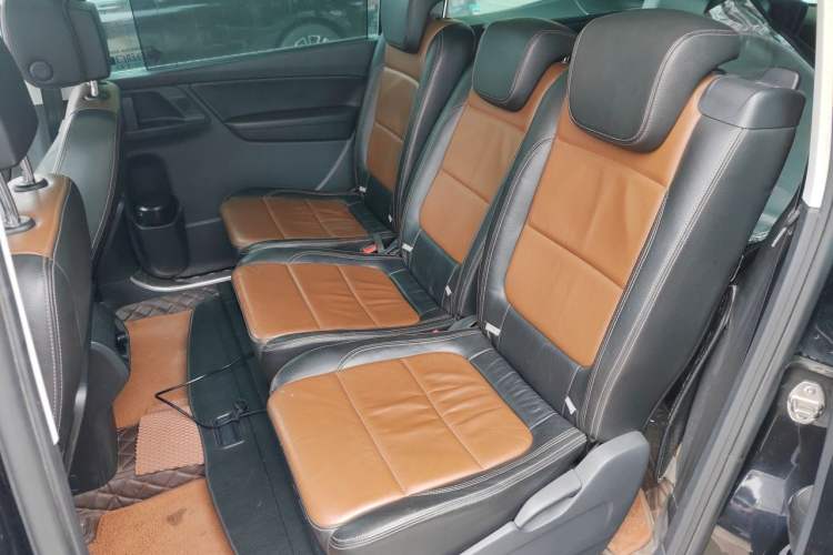 Used Volkswagen Sharan 2014 2.0 TSI Comfort Model Left Rear Seat