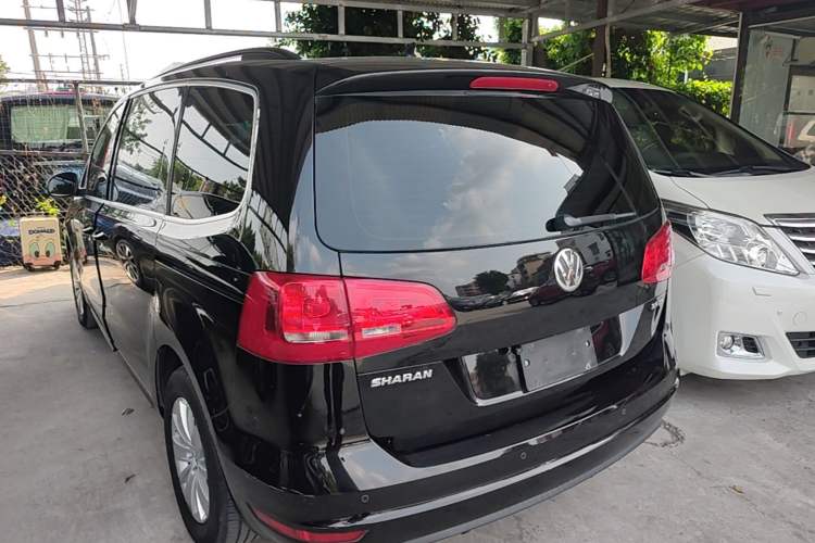 Used Volkswagen Sharan 2014 2.0 TSI Standard Model Rear Left 45 Deg