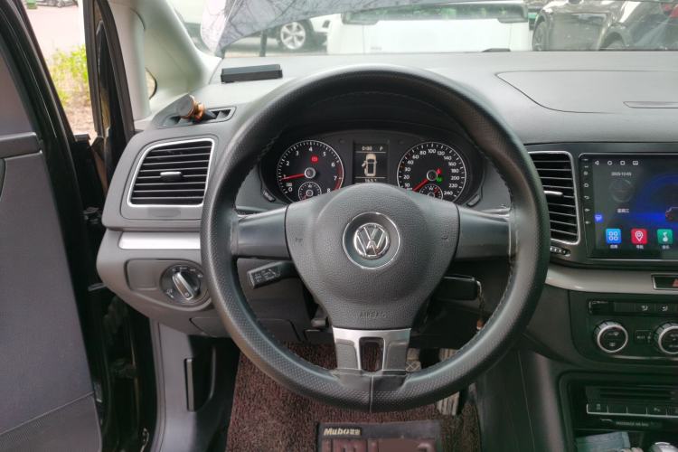Used Volkswagen Sharan 2014 2.0 TSI Standard Model Steering Wheel