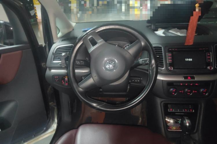 Used Volkswagen Sharan 2014 2.0 TSI Standard Model Steering Wheel
