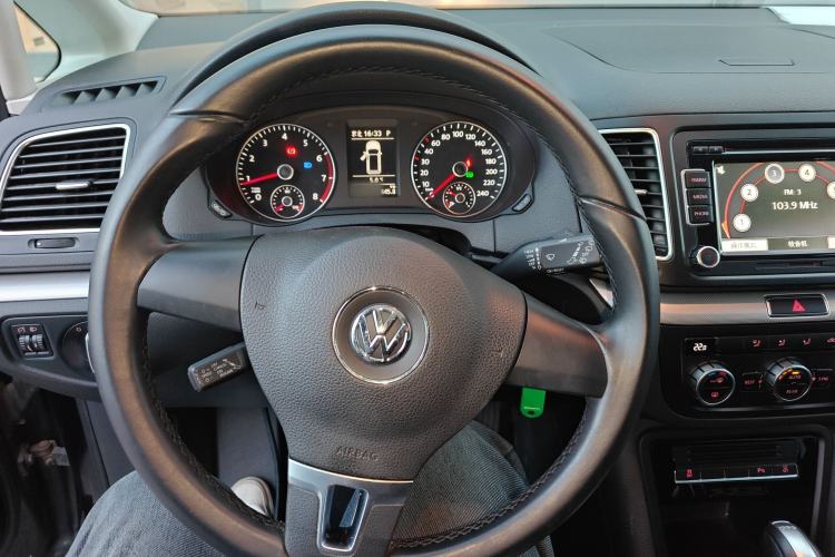 Used Volkswagen Sharan 2014 2.0 TSI Standard Model Steering Wheel