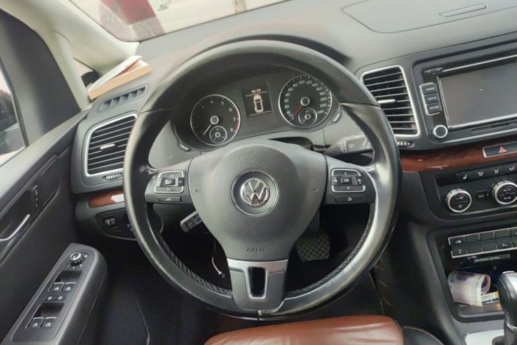 Used Volkswagen Sharan 2014 2.0 TSI Comfort Model Steering Wheel