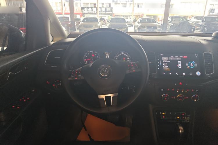 Used Volkswagen Sharan 2014 2.0 TSI Comfort Model Steering Wheel