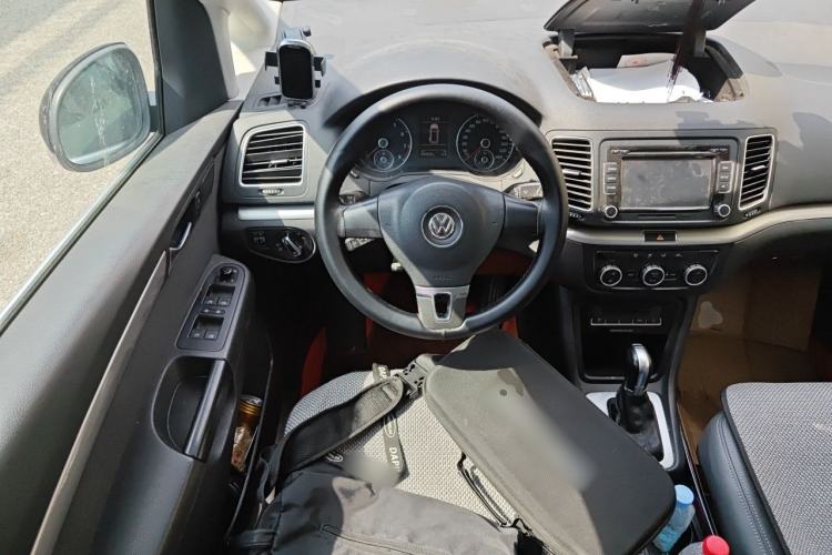 Used Volkswagen Sharan 2014 2.0 TSI Standard Model Steering Wheel