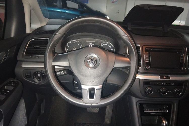 Used Volkswagen Sharan 2014 2.0 TSI Comfort Model Steering Wheel