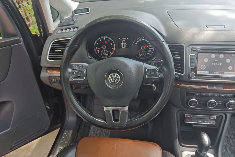 Used Volkswagen Sharan 2014 2.0 TSI Comfort Model Steering Wheel