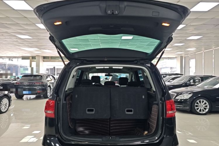 Used Volkswagen Sharan 2014 2.0 TSI Standard Model Trunk
