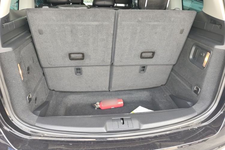 Used Volkswagen Sharan 2014 2.0 TSI Standard Model Trunk