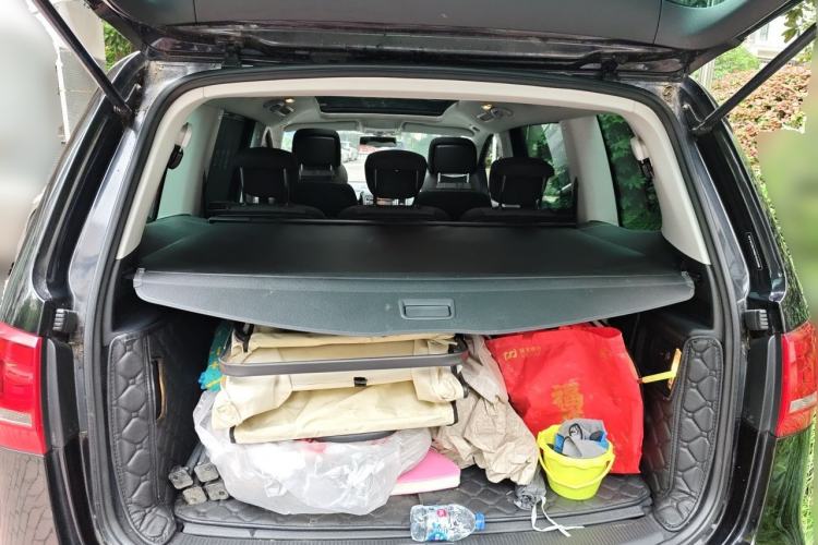Used Volkswagen Sharan 2014 2.0 TSI Standard Model Trunk
