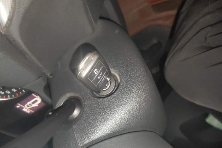 Used Volkswagen Sharan 2014 2.0 TSI Standard Model Vehicle Key