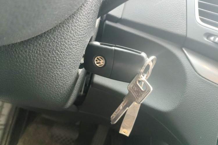 Used Volkswagen Sharan 2014 2.0 TSI Standard Model Vehicle Key
