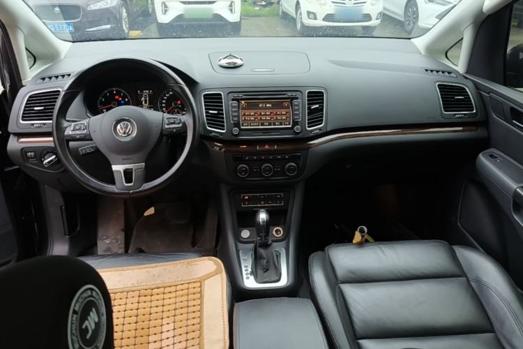 Used Volkswagen Sharan 2014 2.0 TSI Luxury Model Center Console