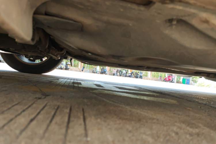 Used Volkswagen Sharan 2014 2.0 TSI Standard Model Chassis Front Left