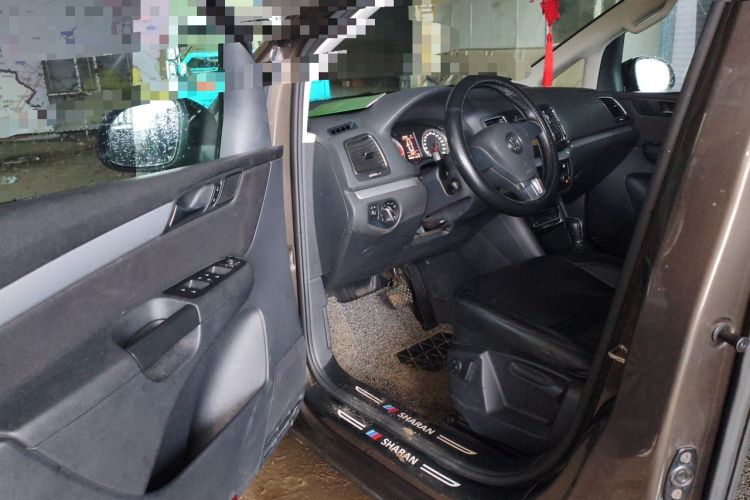 Used Volkswagen Sharan 2014 2.0 TSI Standard Model Driver Seat