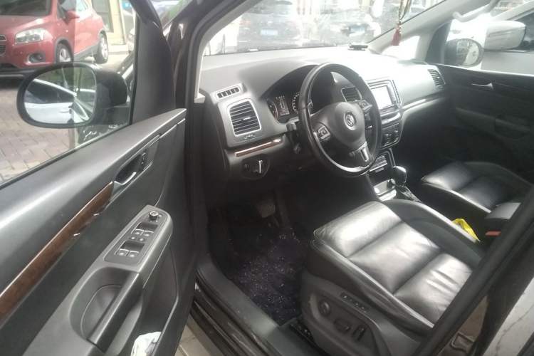 Used Volkswagen Sharan 2014 2.0 TSI Luxury Model Driver Seat