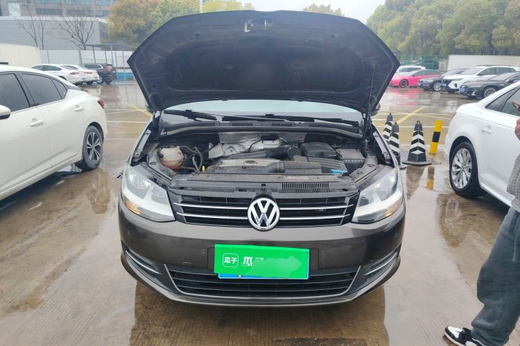 Used Volkswagen Sharan 2014 2.0 TSI Standard Model Engine Bay