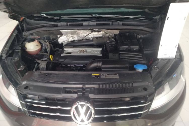 Used Volkswagen Sharan 2014 2.0 TSI Standard Model Engine Bay